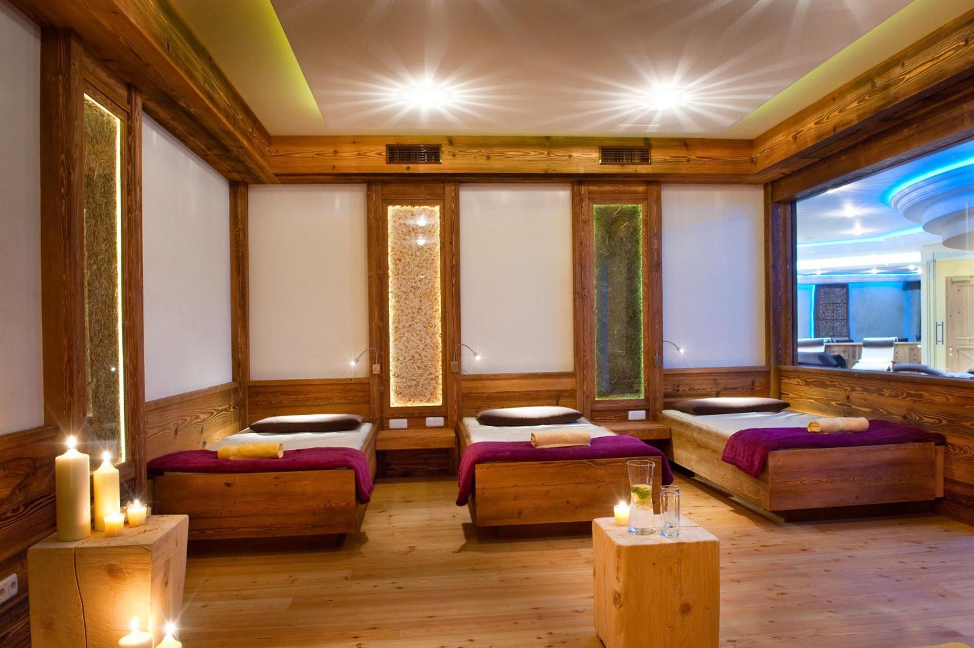 Familien- Und Wellnesshotel Hanneshof Kleinarl Esterno foto
