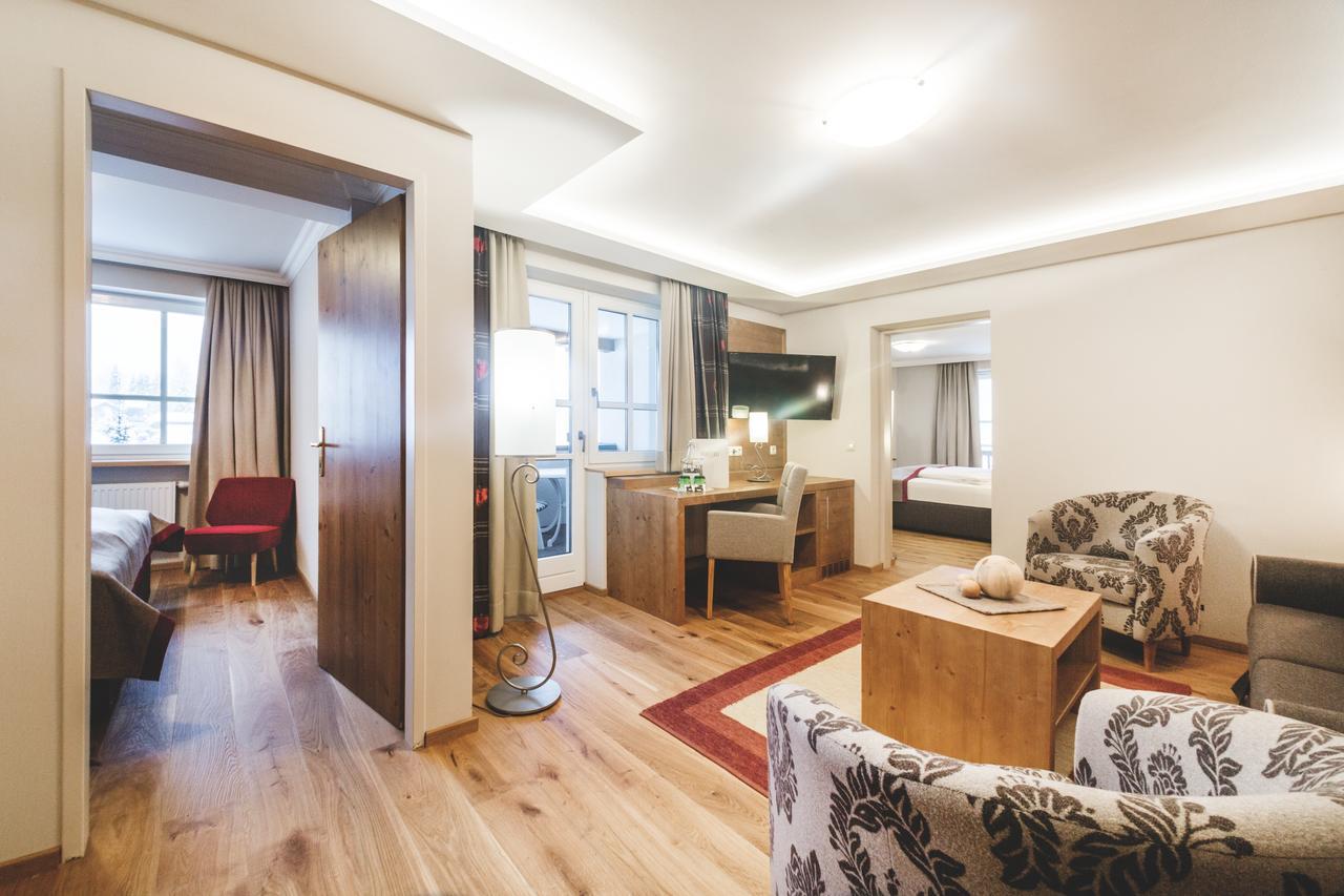 Familien- Und Wellnesshotel Hanneshof Kleinarl Esterno foto